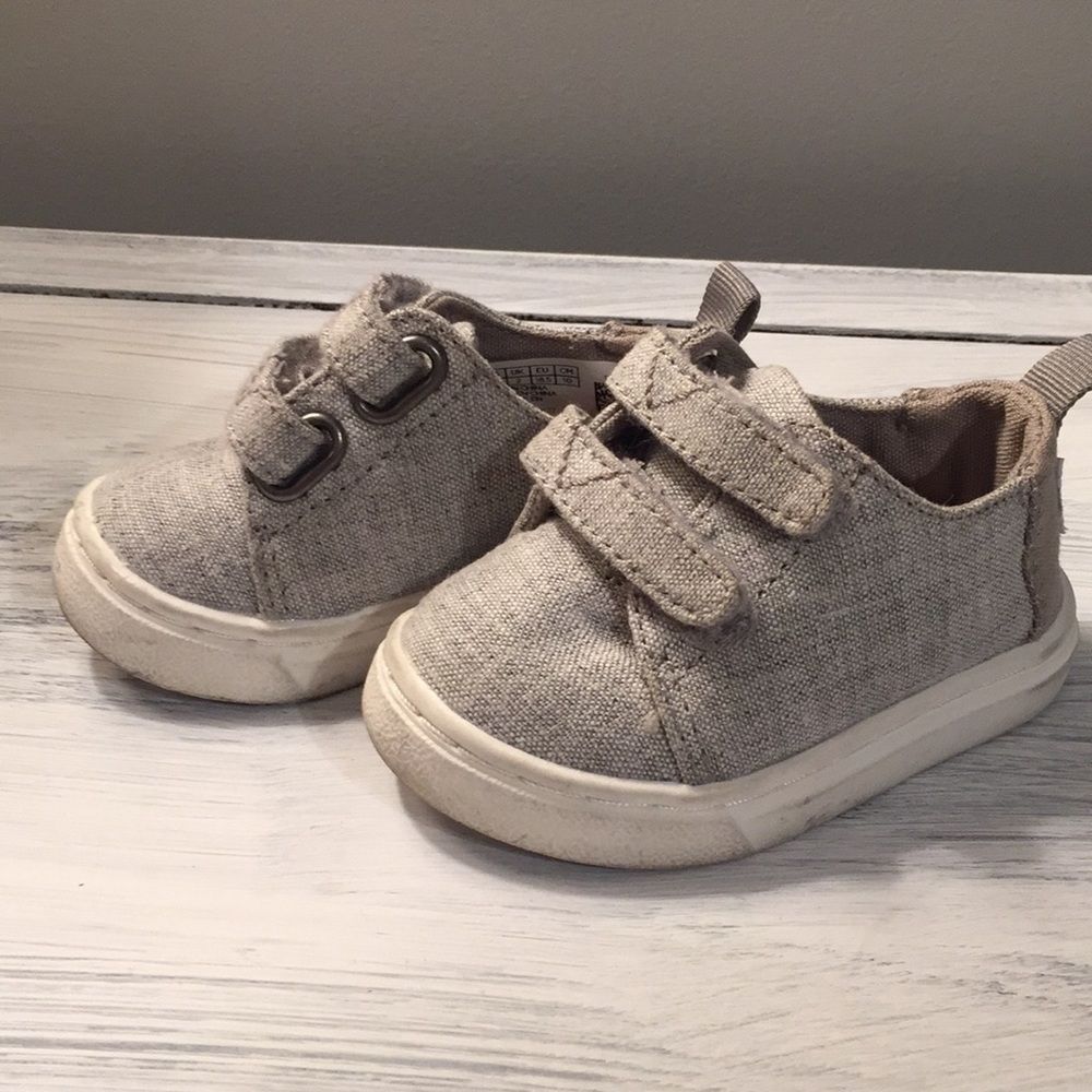 Tiny Toms size 3 Velcro shoes